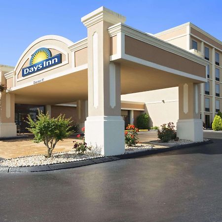 Days Inn By Wyndham Rome Downtown Eksteriør billede