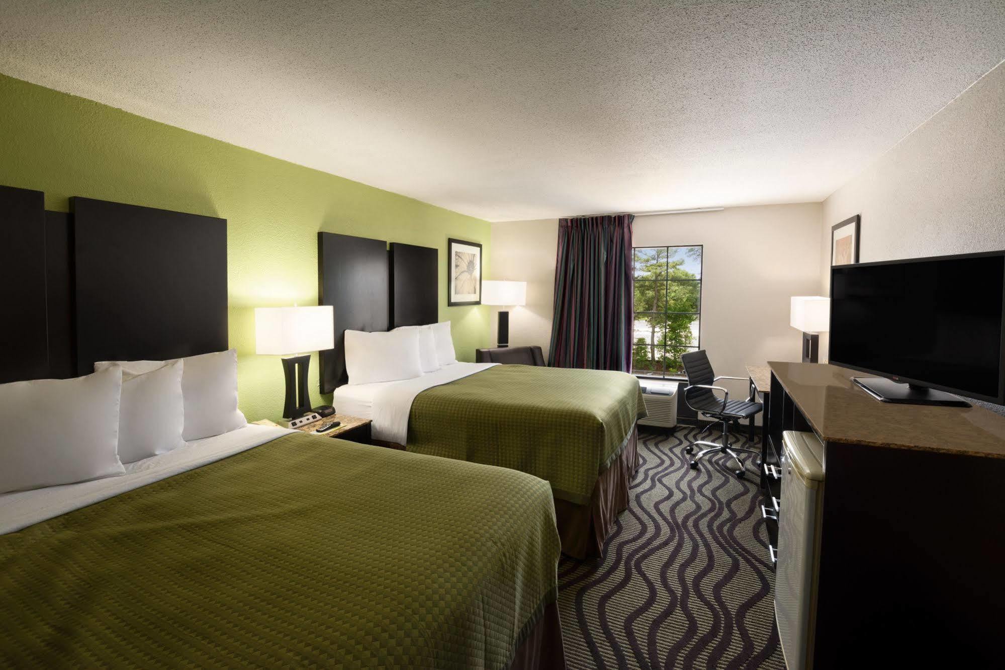 Days Inn By Wyndham Rome Downtown Eksteriør billede