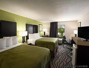 Days Inn By Wyndham Rome Downtown Eksteriør billede